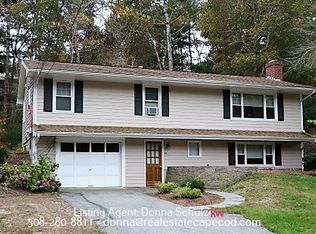 79 Autumn Dr, Centerville, MA 02632