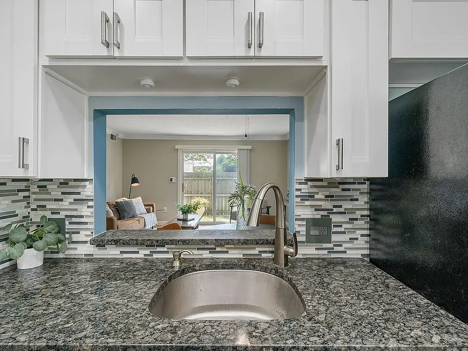 Kitchen sink