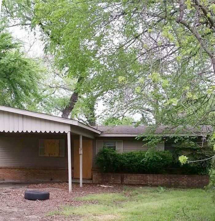 1st image of 3410 Kellogg Ave