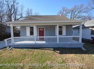 2523 N Lyon Ave, Springfield, MO 65803