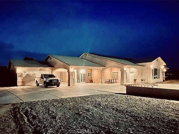 3rd image of 16192 Molino Dr