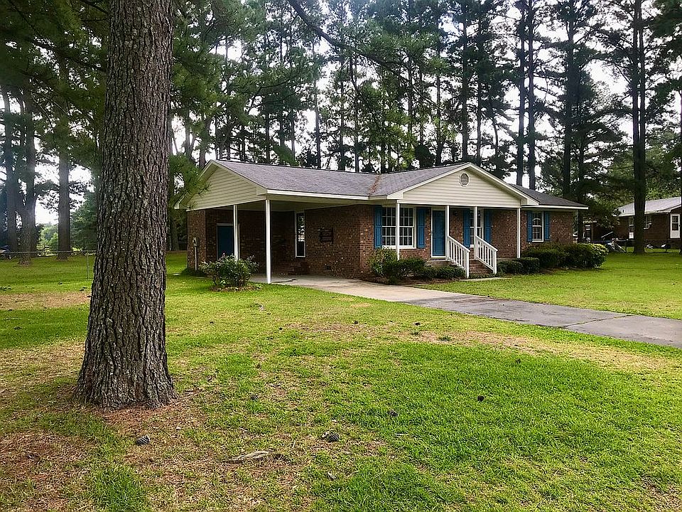 1st image of 111 Fairway Dr