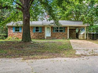 706 W Iowa St, Beebe, AR 72012