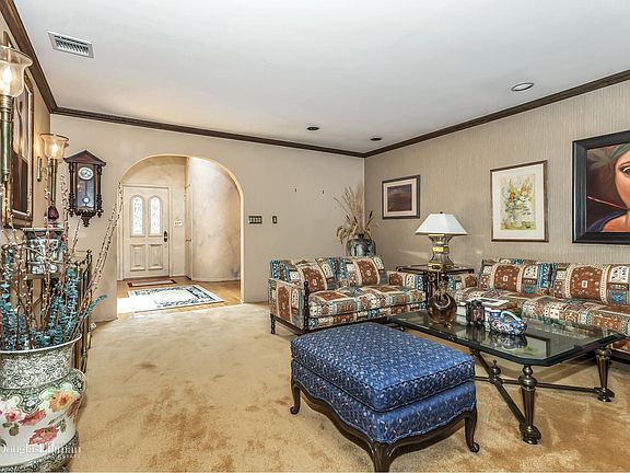 5th image of 31 Strully Dr