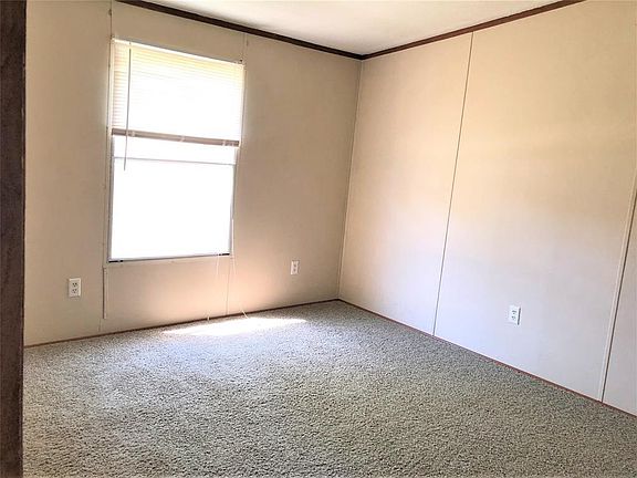 5th image of 705-705A San Jacinto Ave