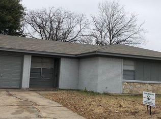 2818 Cumberland Dr, Mesquite, TX 75150