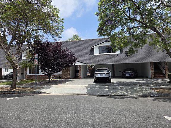 5th image of 530 W Knoll Dr APT G