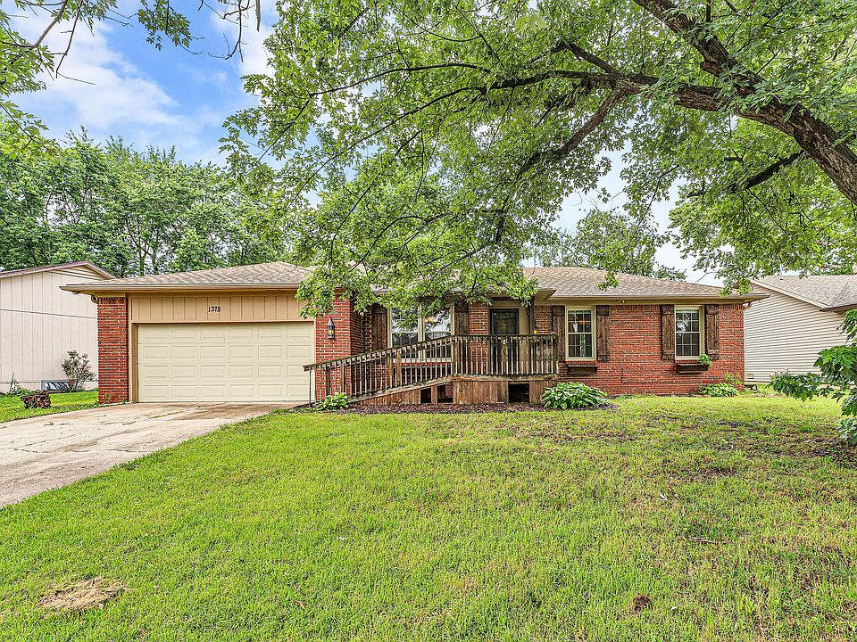 1st image of 1375 E Dunkirk Street