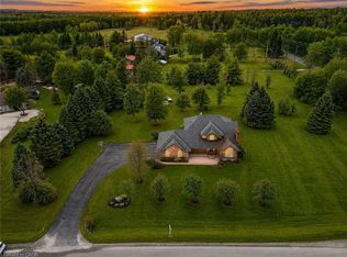 2255 Mohawk Trl, Milton, ON L0P 1B0