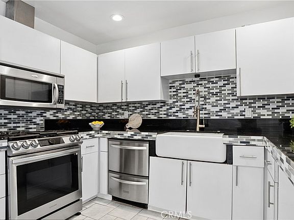 2nd image of 25651 Ramada Dr