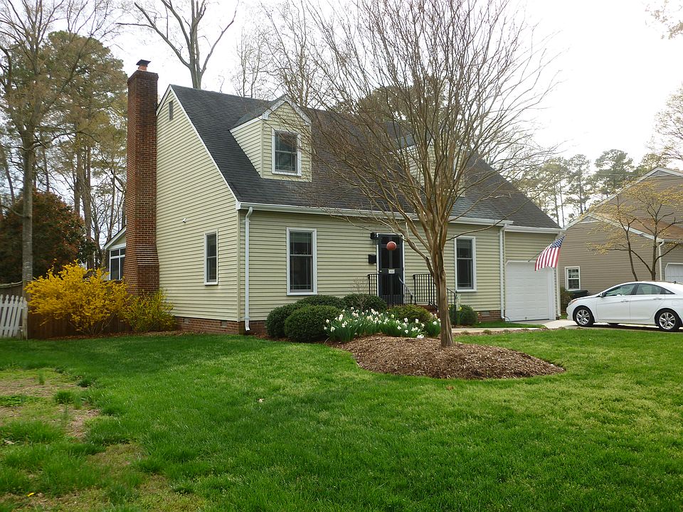 1st image of 164 Carnegie Dr