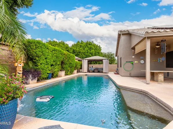 8818 W Quail Avenue, Peoria, AZ 85382