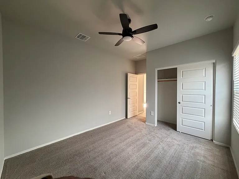 6853 S Portugal Ave — Photo 26