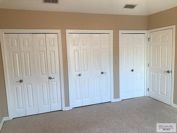 3rd image of 126 E Hibiscus St #B