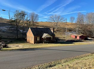 2646 Cross Roads Dr, Galax, VA 24333