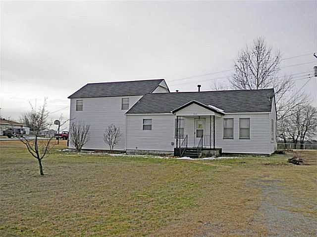 1st image of 303 Hayes Dr