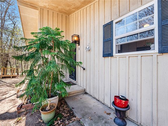 4th image of 2 Hindon Ln