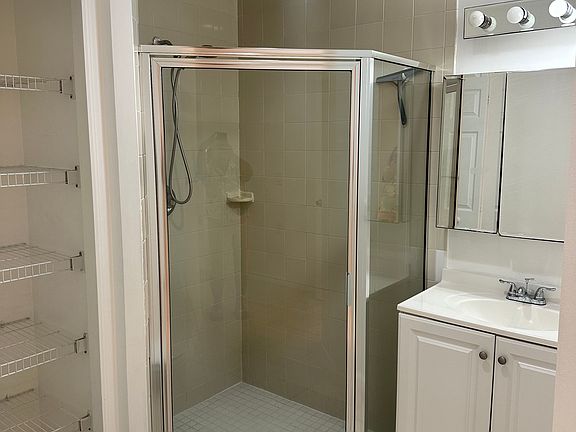 3rd image of 5000 Garner St #B