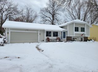 7682 Dallas Ln N, Maple Grove, MN 55311