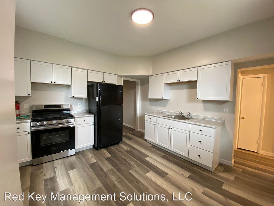1st image of 155 Kendall Ave APT 1