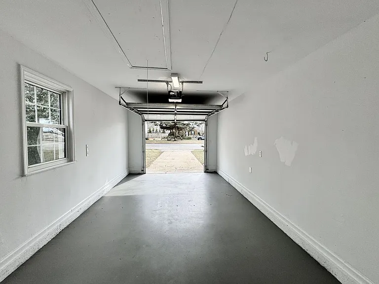 4512 Whitechapel Ct — Photo 39