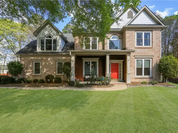 3135 Goldmist Dr, Buford, GA 30519