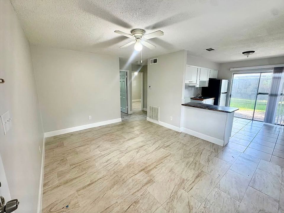 1st image of 201 E Buchanon Ave #2