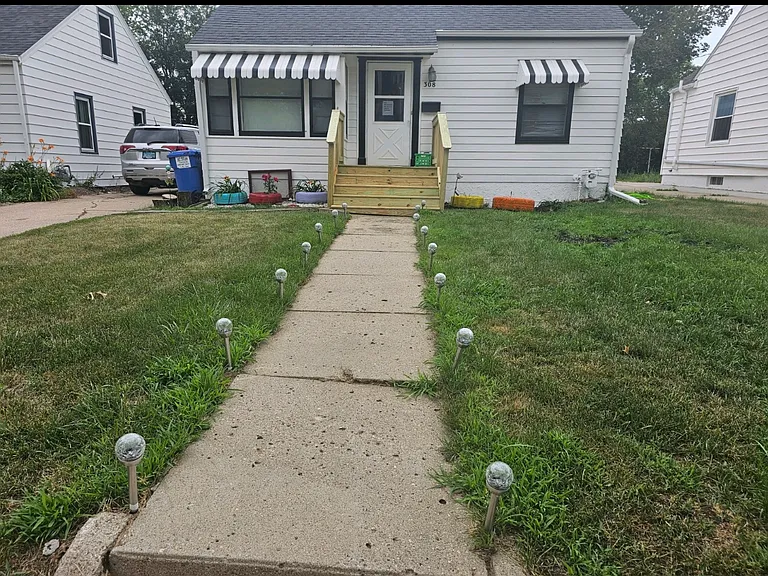 308 N Jessica Ave — Photo 4