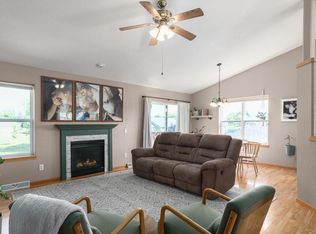 315 Valley View Dr, Rio, WI 53960