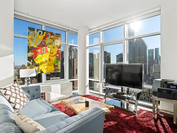 4th image of 310 E 53rd St APT 21A