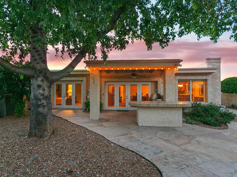 1st image of 8040 N Casas Carmen