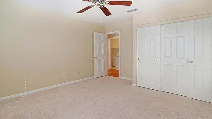 4594 Crabapple Ct — Photo 8