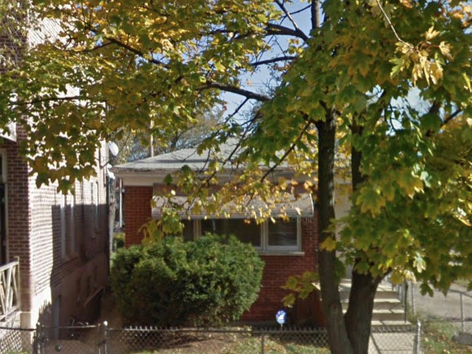 2nd image of 6241 S Ada St