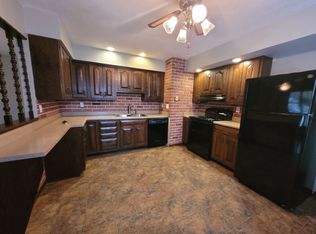 3207 E 41st St, Des Moines, IA 50317