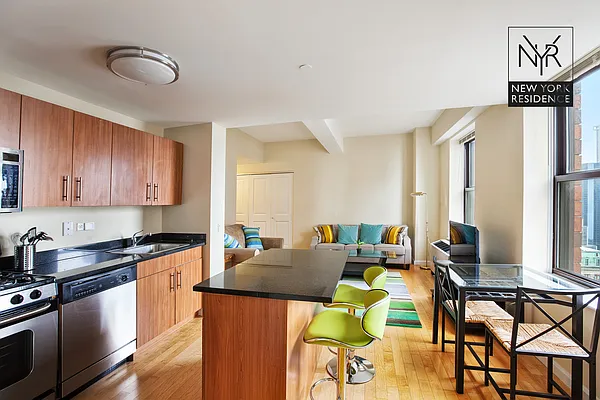 Rented by New York Residence | media 35