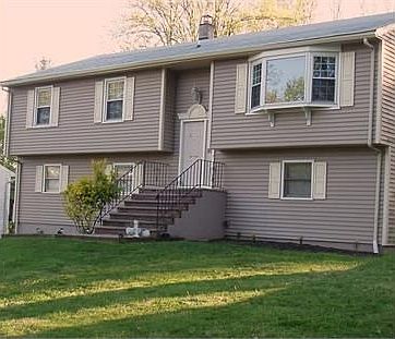 2nd image of 293 Diamond Hill Rd