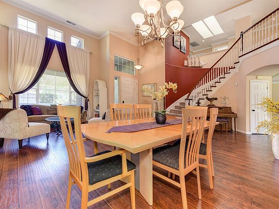 5th image of 9807 Bramhall Ct