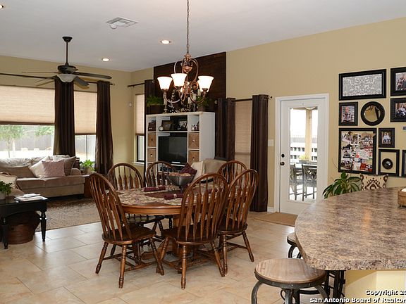 5th image of 1916 Vista View Dr