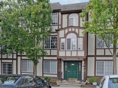 52 Village Dr #452, Morristown, NJ, 07960