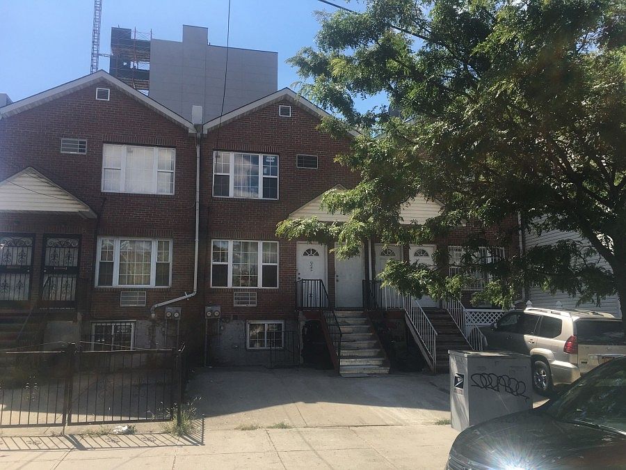 1st image of 922 Herkimer St