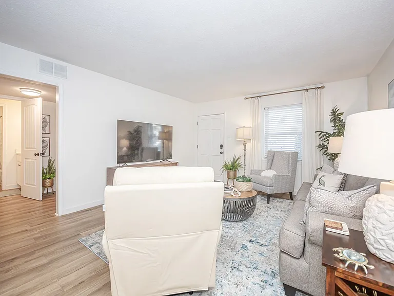 114 Ethel Cir #17 — Photo 18