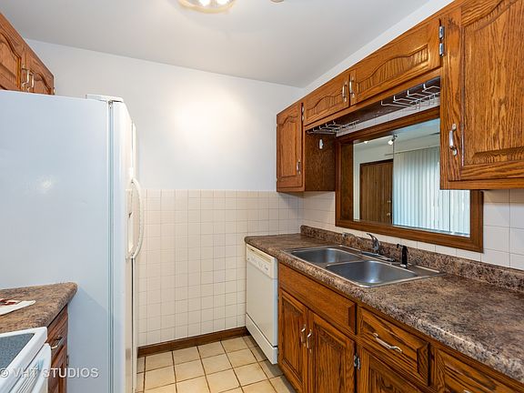 3rd image of 5949 Meadow Dr #5949
