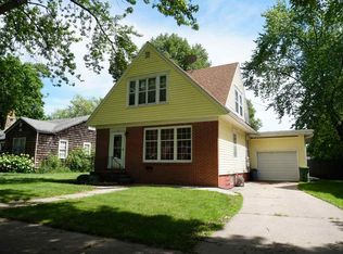510 3rd Ave, Charles City, IA 50616