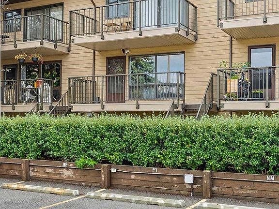 4th image of 3519 W 49th St NW #56