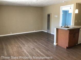 201 Alcazar St NE APT 2, Albuquerque, NM 87108