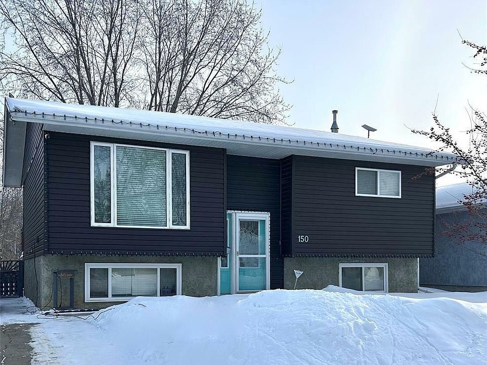 1st image of 150 Macdowall Cres