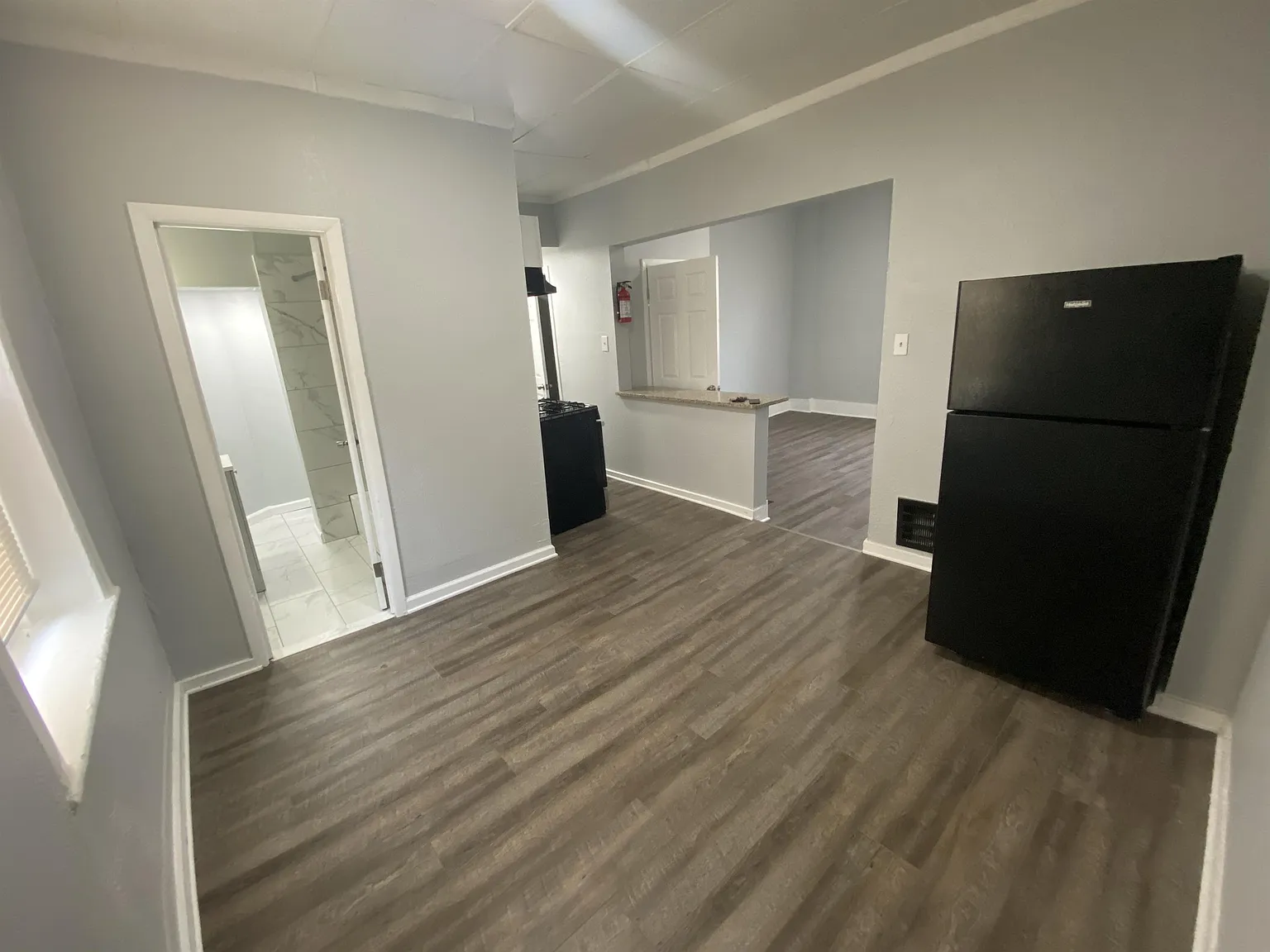 1230 Chestnut St — Photo 3