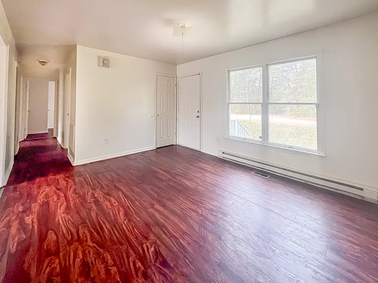 496 Lancaster Creek Dr — Photo 6