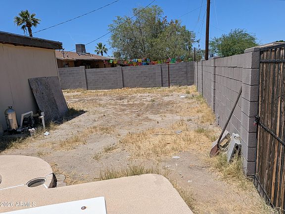 3rd image of 432 E EUCLID Avenue