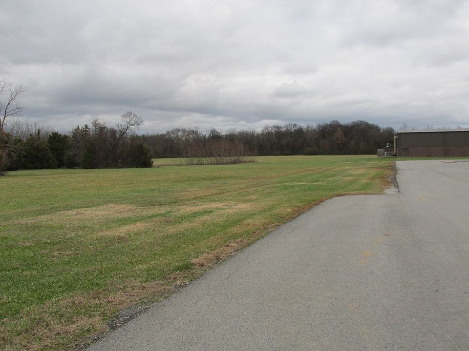 2nd image of 500 Clinic Dr